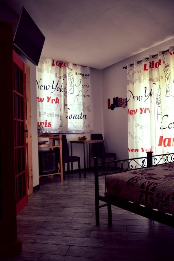 Amici Holiday B&B Di Bielak Aneta Izabela Веццано-Лігуре Екстер'єр фото